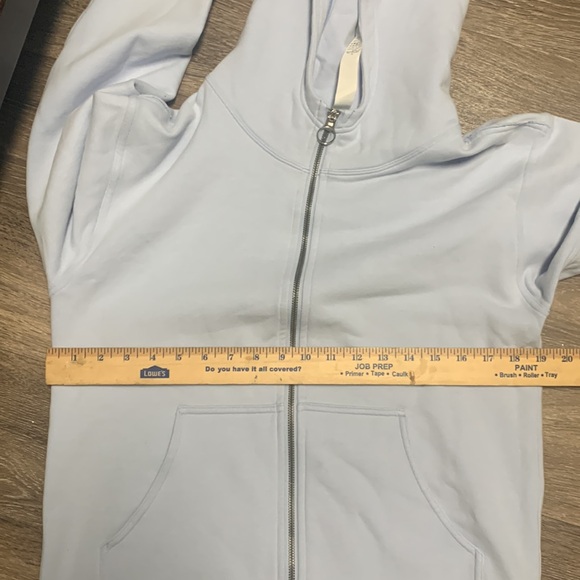 Lululemon jacket - Picture 6 of 9